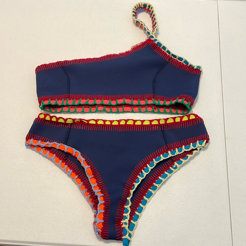 Kiini one shoulder bikini navy blue